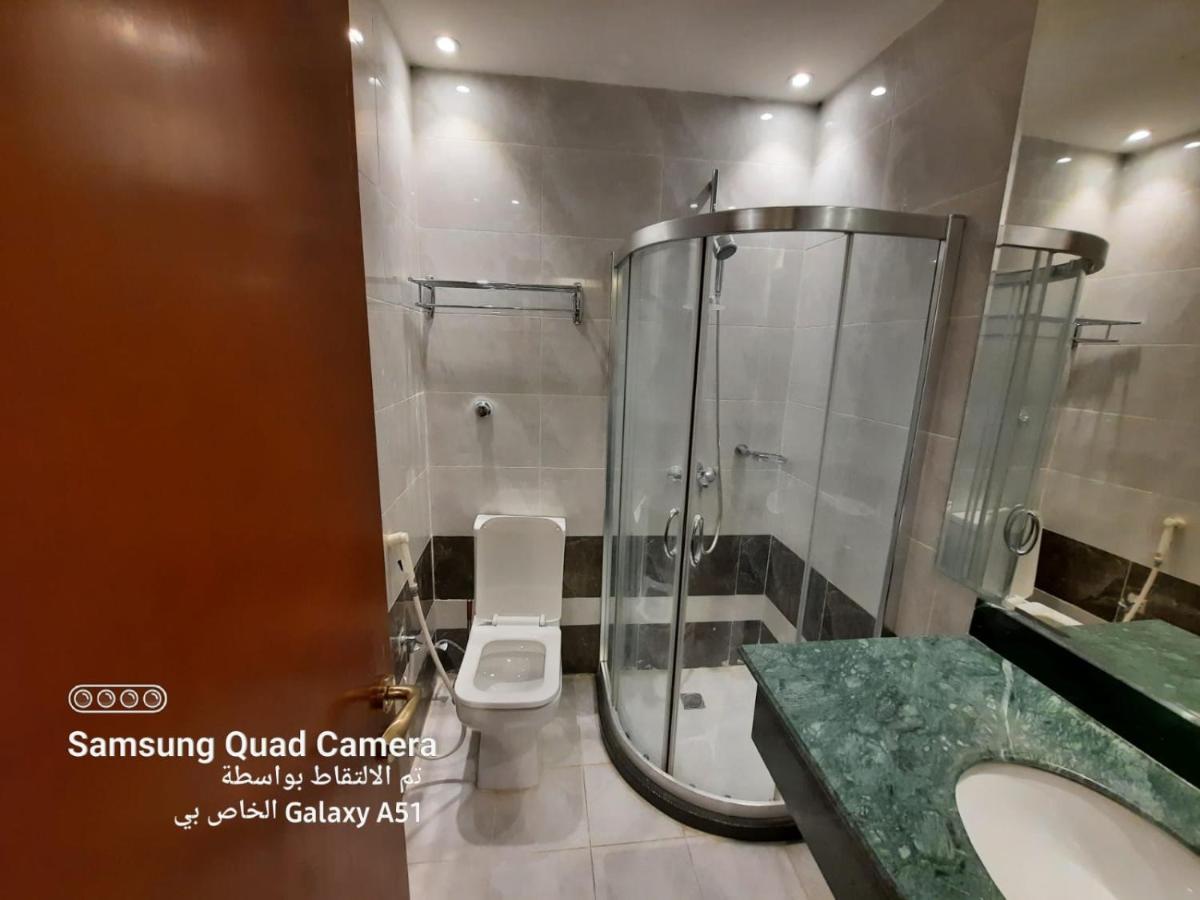 اليسر رويال فندق 4*